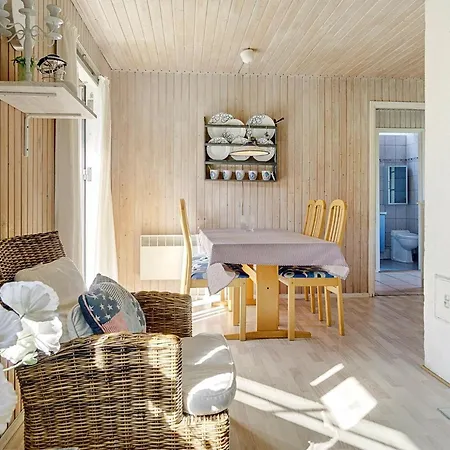6 Person Holiday In Nex Holiday home Snogebaek